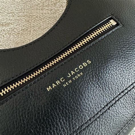 marc jacobs underarm bag